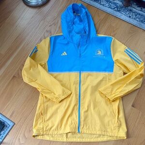 Boston Marathon Jacket 2024 Adidas full zip size extra large blue/yellow